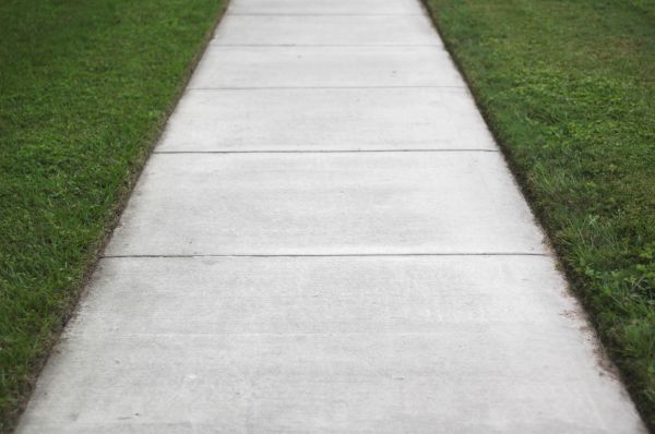 Cost of Concrete Walkway Replacement in Livermore