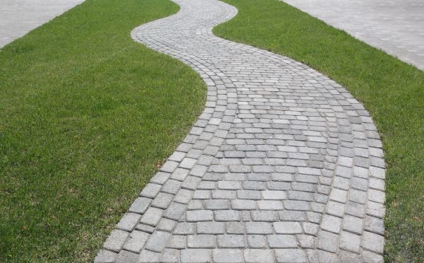 Cost of Walkway Paving in Livermore